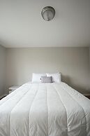 Newark Liberty Gem Brick House - Apt 3