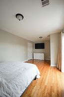 Newark Liberty Gem Brick House - Apt 3