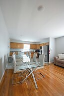 Newark Liberty Gem Brick House - Apt 3