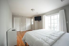 Newark Liberty Gem Brick House - Apt 3