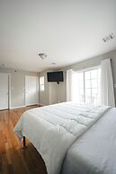 Newark Liberty Gem Brick House - Apt 3