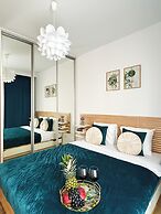 Luxury Apartment on Drewnowska Street