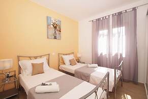 Solar Holiday House Martina