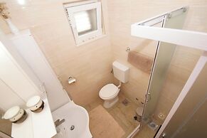 Solar Holiday House Martina