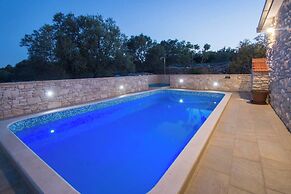 Solar Holiday House Martina