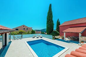 Hedera Estate, Villa Hedera XIX