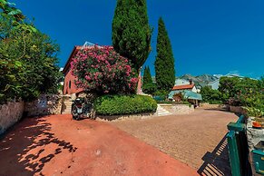 Hedera Estate, Villa Hedera XIX