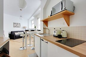 Modern Apartment for 4 People