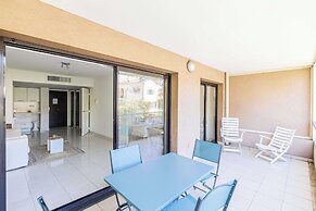 Charming 1 Bedroom Flat With Balcony/pool - Cannes