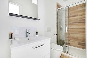 Charming Aptt With Patio - 2bd/4p - Monceau Park