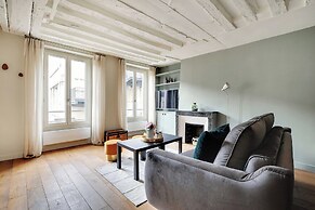 Chic Apartment -1br/4p- Haut Marais / Republique