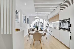 Amazing Historical Parisien Town House Next TO Louvre Area !