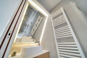 Amazing Historical Parisien Town House Next TO Louvre Area !