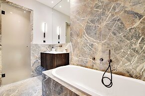 Sleek Apartment - 2bd/ 4P - Champs Elysees