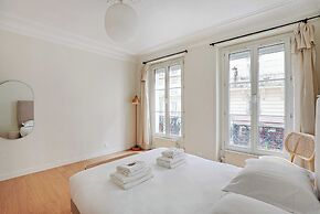 Authentic Apartment - 3br/8p - Clignancourt