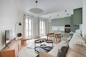 Authentic Apartment - 3br/8p - Clignancourt