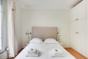 Authentic Apartment - 3br/8p - Clignancourt