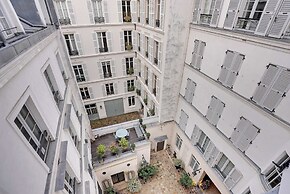 Authentic Apartment - 1br/4p - Near the Louvre