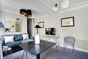 Authentic Apartment - 1br/4p - Near the Louvre