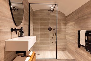 Luxury House With AC - 6bd/12p - Batignolles