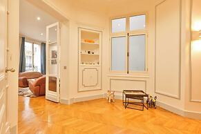 Magnificent Flat - Near Trocadaro