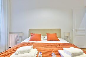 Magnificent Flat - Near Trocadaro