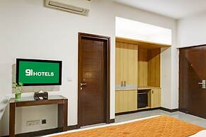 Hotel 91 Golf Course Road