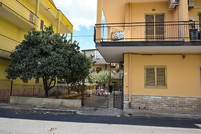 Apt Pinnacchio With Ac Near Sea