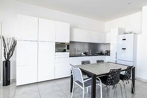 Luxury Penthouse 120ma2 in the Heart of Cannes