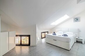 Luxury Penthouse 120ma2 in the Heart of Cannes