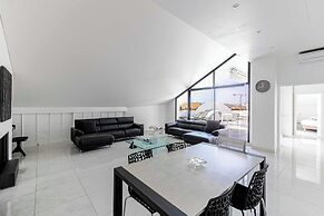 Luxury Penthouse 120ma2 in the Heart of Cannes