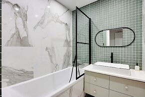 Modern, Spacious Apartment Just Outside Paris