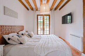 Norman House 160m2 With Pool at the Hippodrome