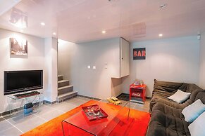 Norman House 160m2 With Pool at the Hippodrome