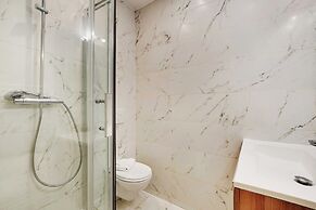 Elegant Apartment - 2bd/6p - Hotel de Ville