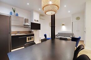 Elegant Apartment - 2bd/6p - Hotel de Ville