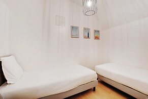 Elegant Apartment - 2bd/6p - Hotel de Ville