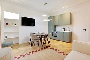 Elegance, Comfort and Modernity