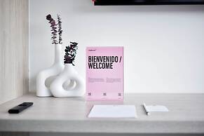 w Radiant Loft w Perfect View in Santa Barbara