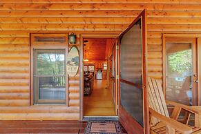 Cottage w/ Hot Tub: 3 Mi to Downtown Blue Ridge!