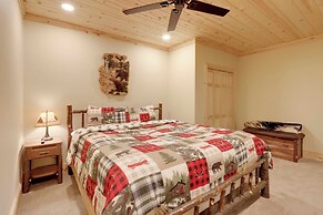 Hot Tub & Fire Pit: Secluded Blue Ridge Cabin!