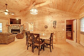 Hot Tub & Fire Pit: Secluded Blue Ridge Cabin!