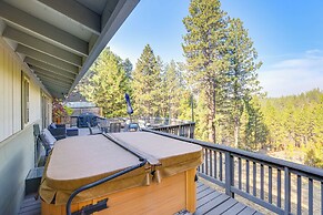 Ping-pong & Private Hot Tub: Family Cabin in Bend!