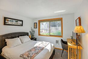 Ping-pong & Private Hot Tub: Family Cabin in Bend!