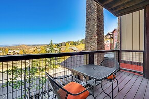 Walk to Slopes: Granby Condo w/ Balcony!