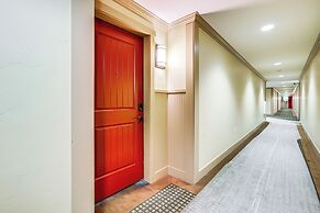 Walk to Slopes: Granby Condo w/ Balcony!