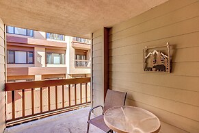 Walk to Ski Lift: Condo w/ Hot Tub in Durango!