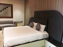 The Taj Mughal Courtyard Homestay