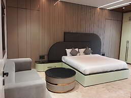 The Taj Mughal Courtyard Homestay