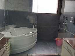 The Taj Mughal Courtyard Homestay